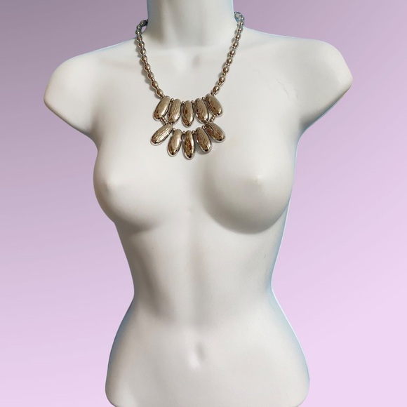 CHICO'S Silver Beads Statement Necklace - Picture 6 of 6